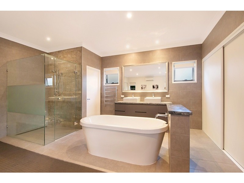 12 Nagel Avenue, Miami QLD 4220