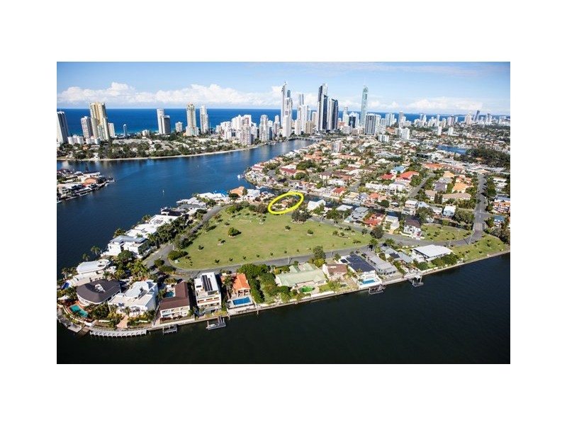 31 Southern Cross Drive, Surfers Paradise QLD 4217