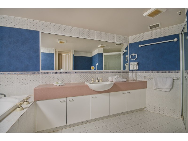 9 ‘Belle Maison’, 129 Surf Parade, Broadbeach QLD 4218