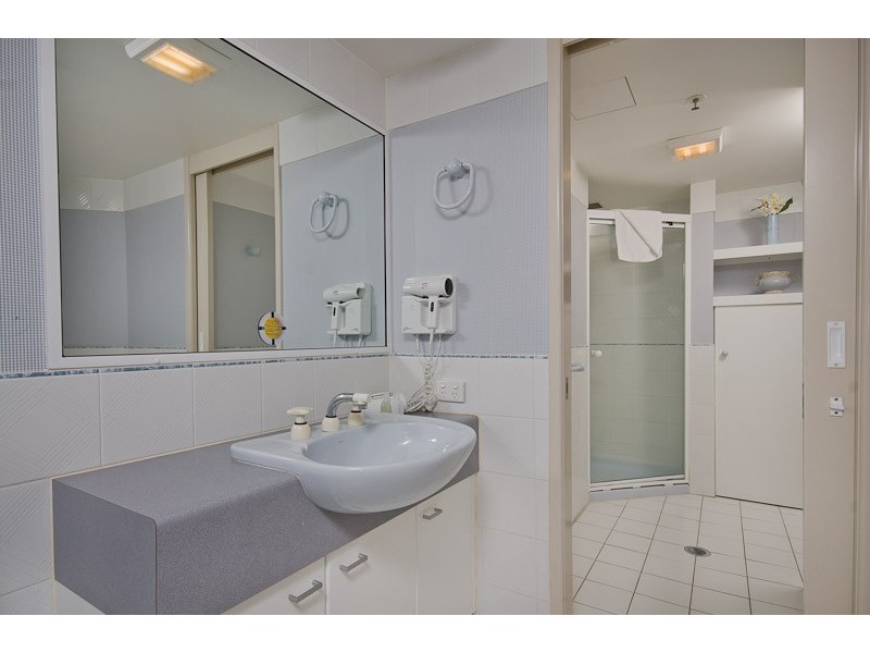 9 ‘Belle Maison’, 129 Surf Parade, Broadbeach QLD 4218