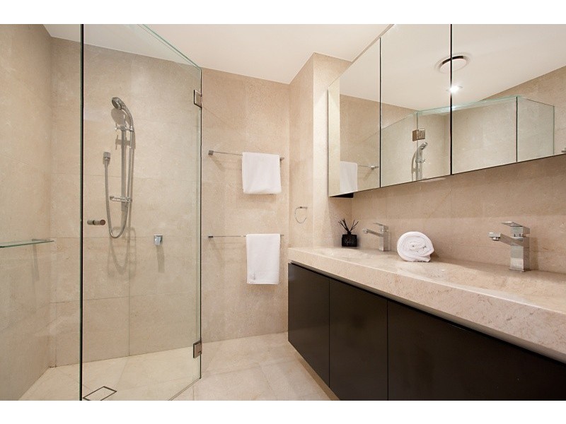 11 ‘Element’, 106 The Esplanade, Burleigh Heads QLD 4220