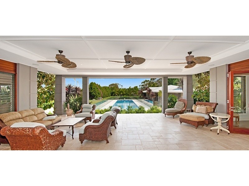 23 Maryland Av, Carrara QLD 4211