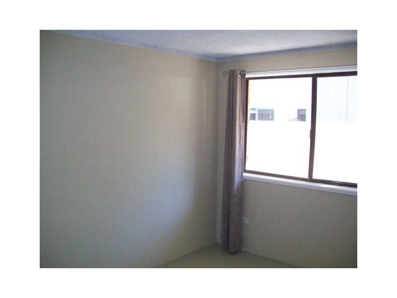 2/13 Wharf Road, Surfers Paradise QLD 4217