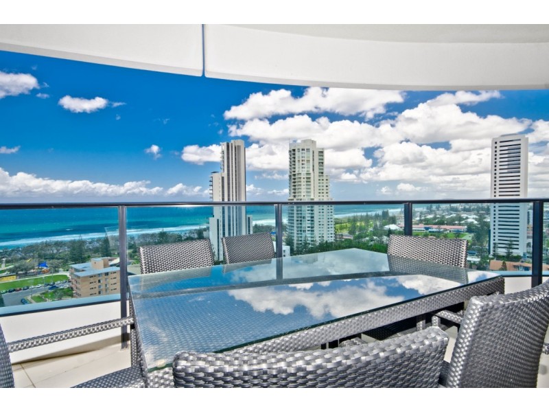 21507 Charles Avenue”Oracle”, Broadbeach QLD 4218