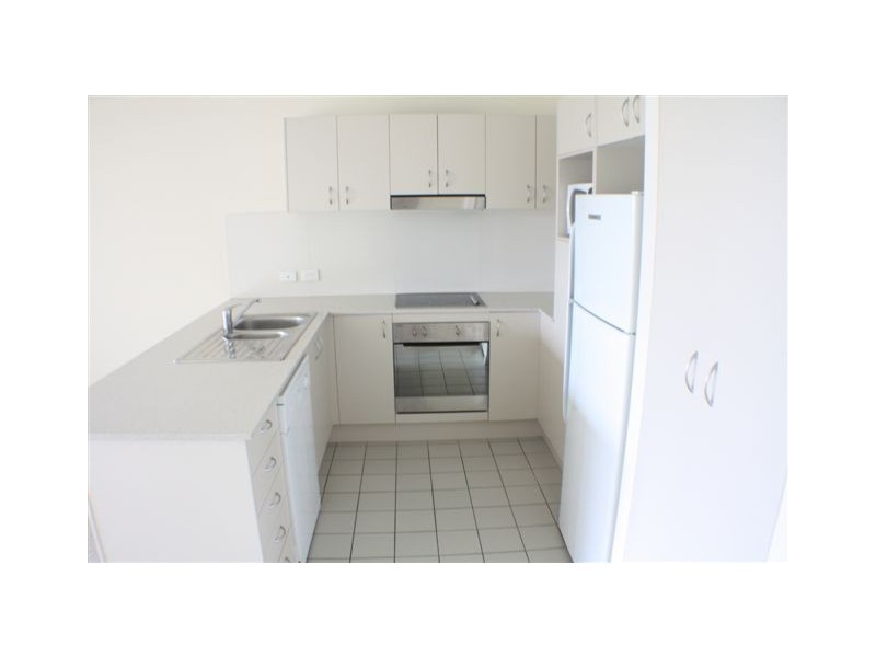 12/6-10 Rose Street, Southport QLD 4215