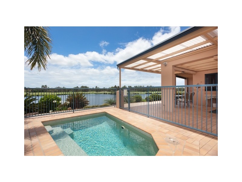 40/117 Palm Meadows Drive, Carrara QLD 4211