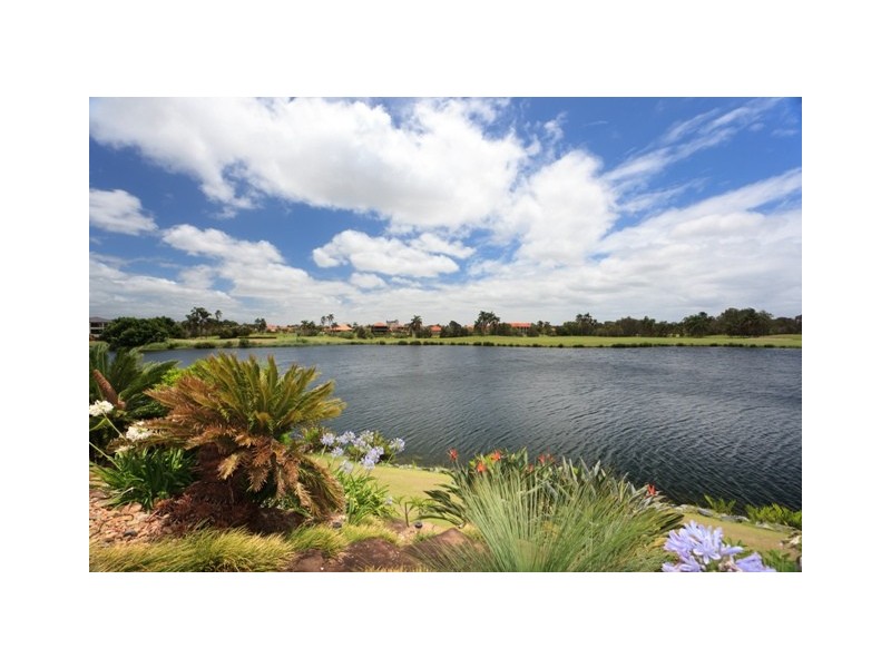 40/117 Palm Meadows Drive, Carrara QLD 4211