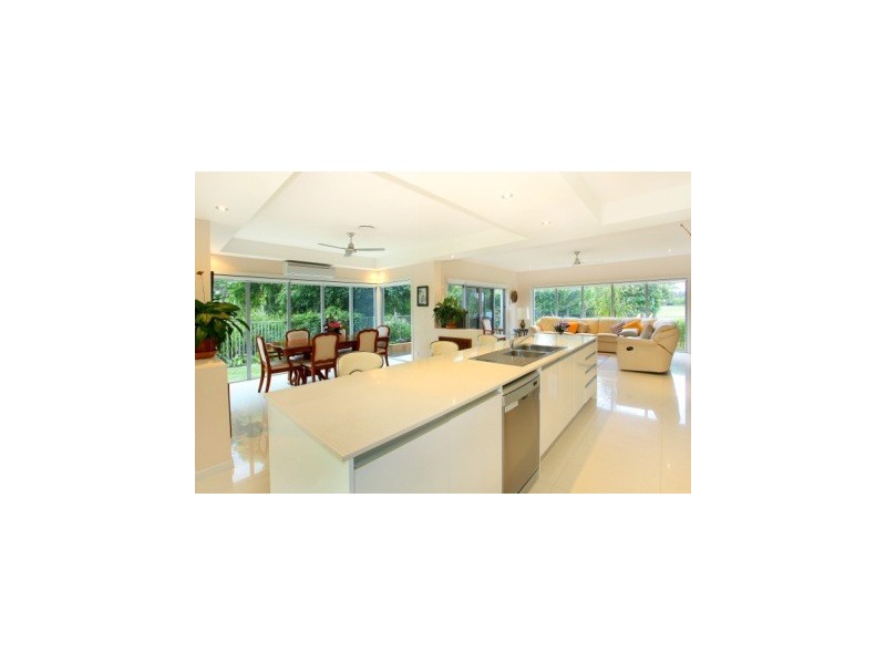 52 Lakelands Drive, Merrimac QLD 4226