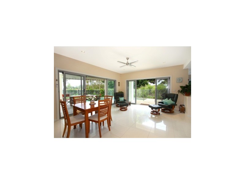 52 Lakelands Drive, Merrimac QLD 4226