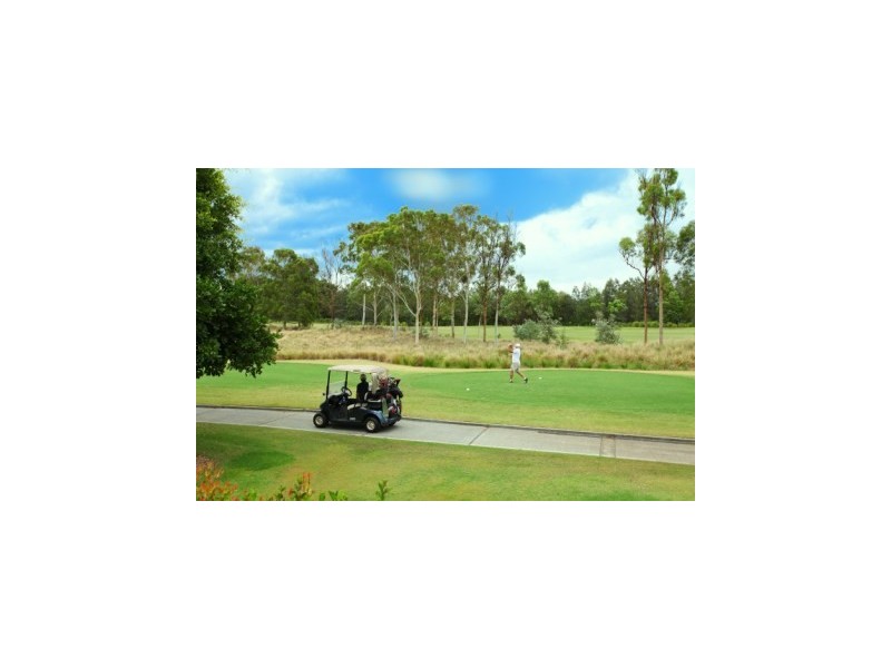 52 Lakelands Drive, Merrimac QLD 4226