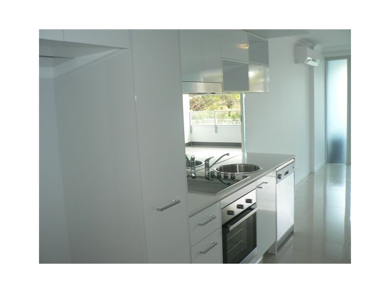 110 Cove 35 Madang Crescent, Runaway Bay QLD 4216