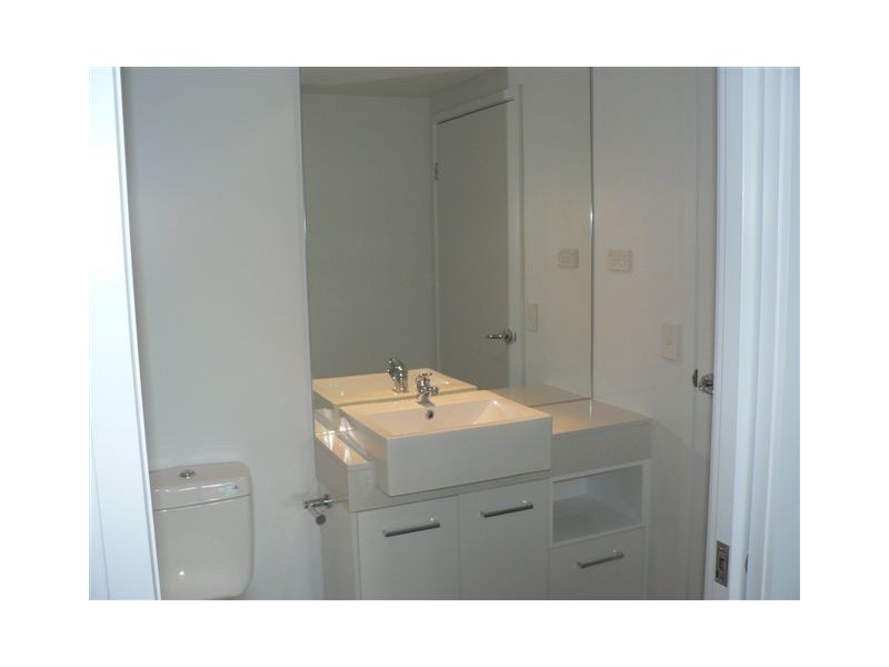 110 Cove 35 Madang Crescent, Runaway Bay QLD 4216