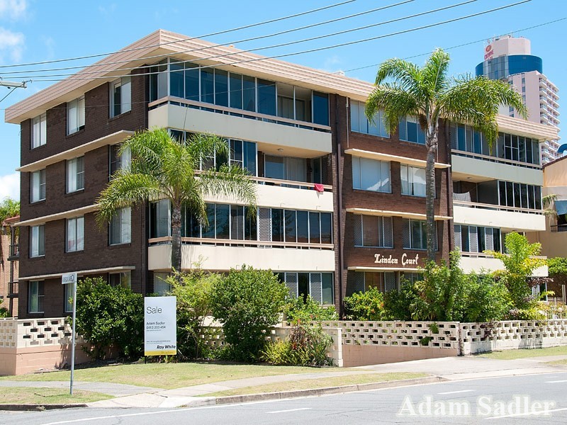 12 Linden Court, 21 Armrick Avenue, Broadbeach QLD 4218