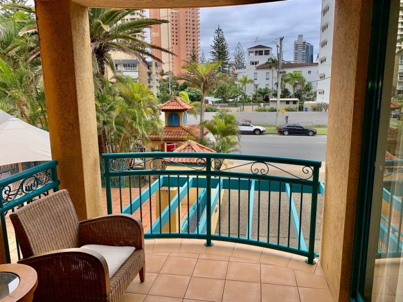 9/4-6 Queensland Avenue “Antigua Resort”, Broadbeach QLD 4218