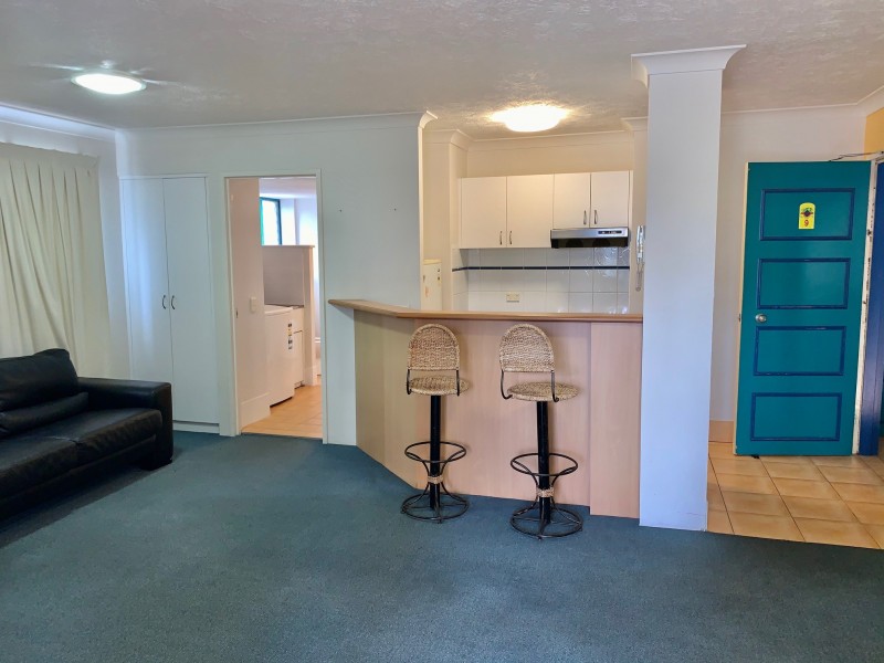 9/4-6 Queensland Avenue “Antigua Resort”, Broadbeach QLD 4218