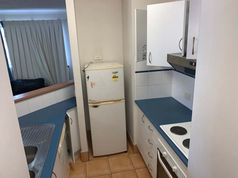 9/4-6 Queensland Avenue “Antigua Resort”, Broadbeach QLD 4218