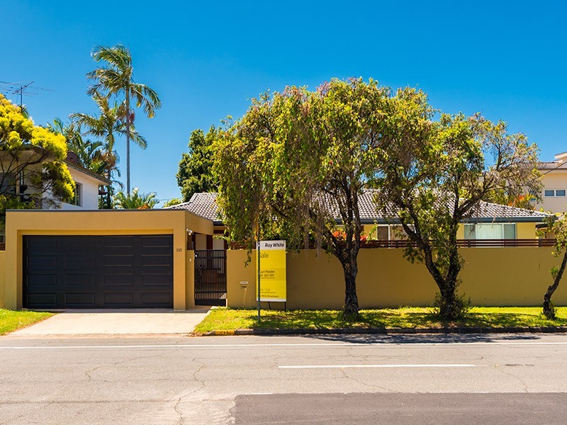 115 Monaco Street, Broadbeach Waters QLD 4218