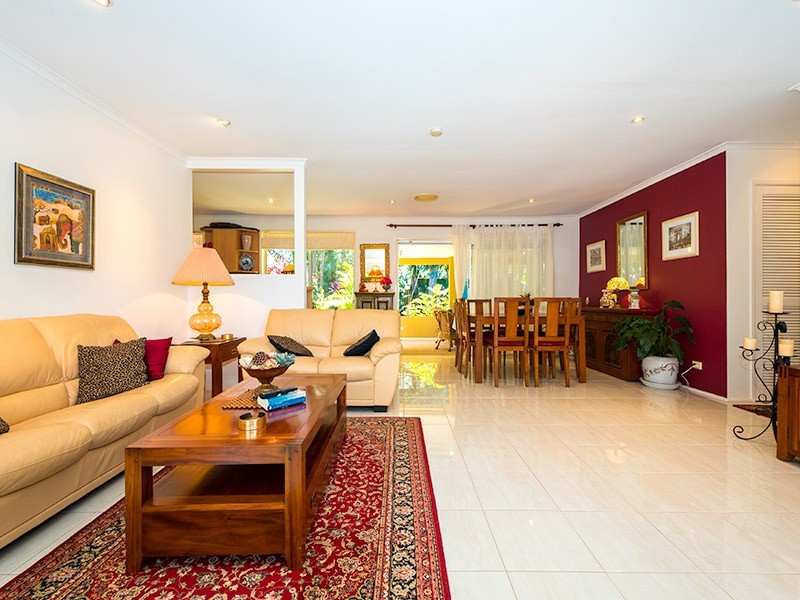 115 Monaco Street, Broadbeach Waters QLD 4218