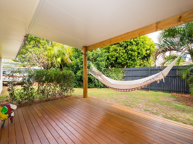 20 Sonder Street, Broadbeach Waters QLD 4218