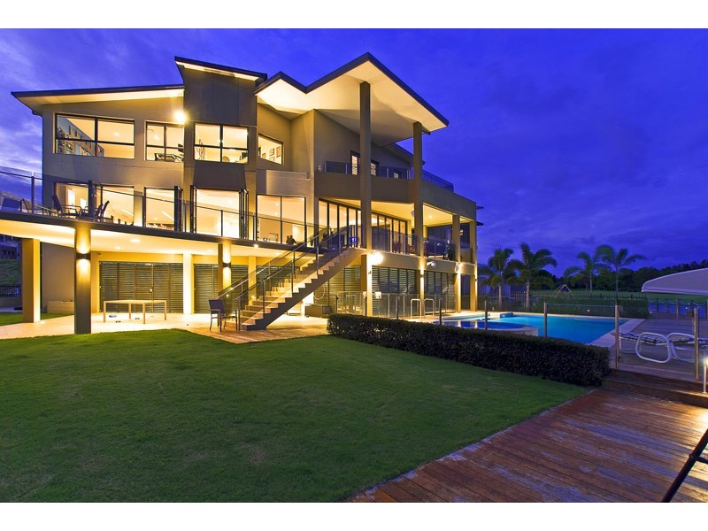 24 Nicklaus Court, Lakelands Estate, Merrimac QLD 4226