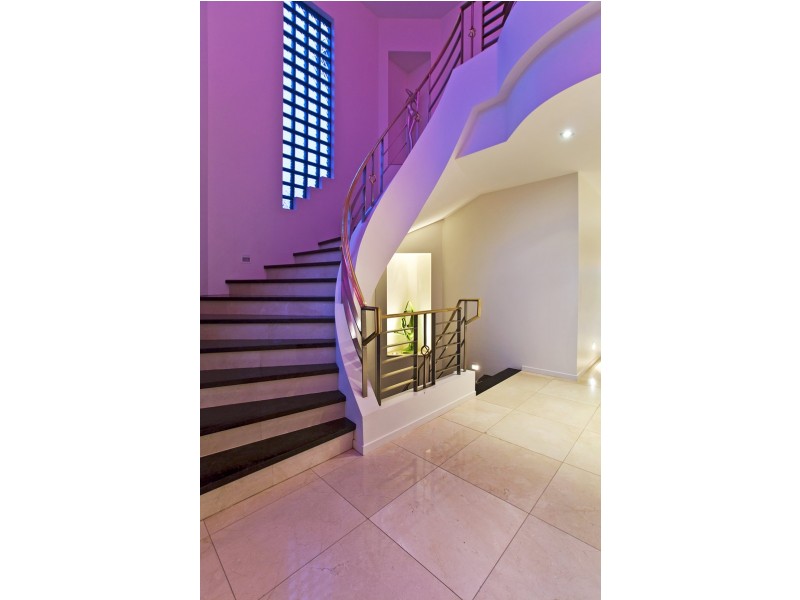 24 Nicklaus Court, Lakelands Estate, Merrimac QLD 4226