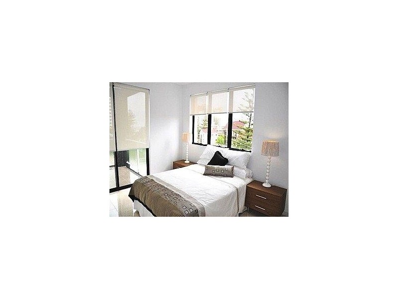 8/3 Beach Parade, Surfers Paradise QLD 4217