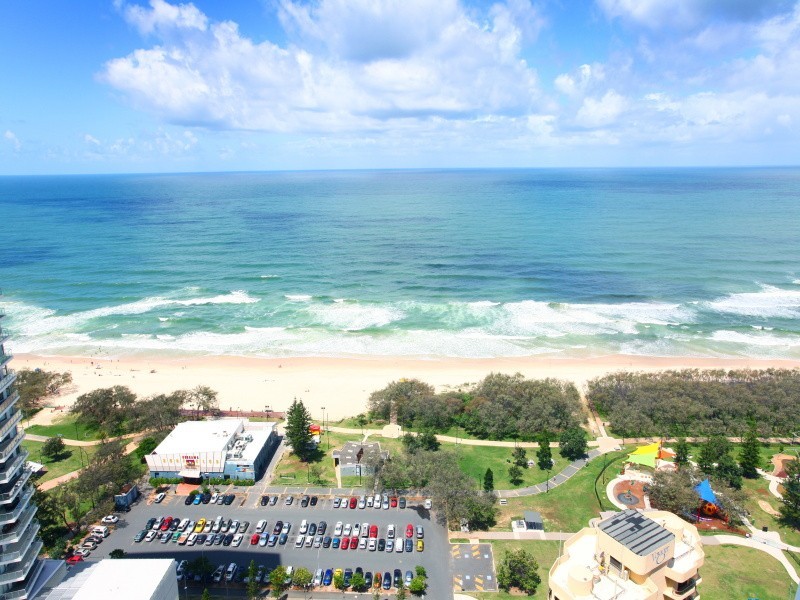 3102 Oracle, 4 Charles Avenue, Broadbeach QLD 4218