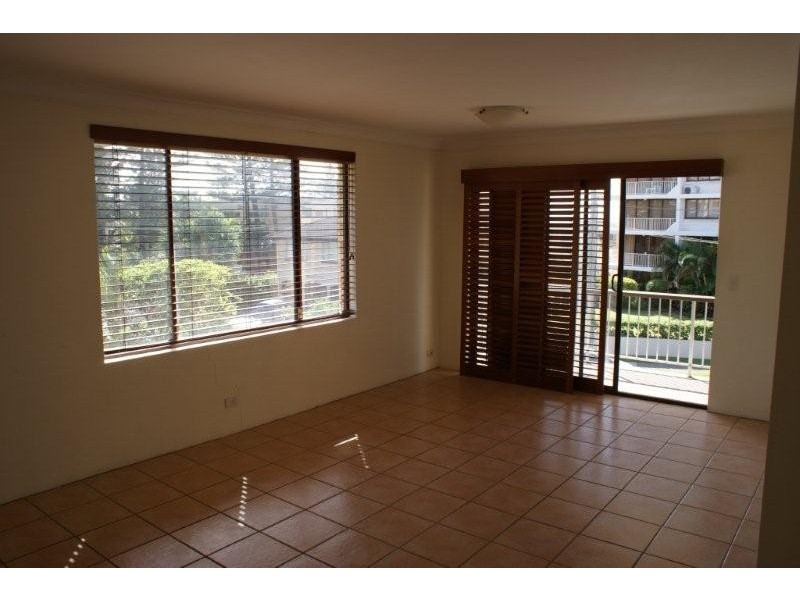 7/49 Old Burleigh Road, Surfers Paradise QLD 4217