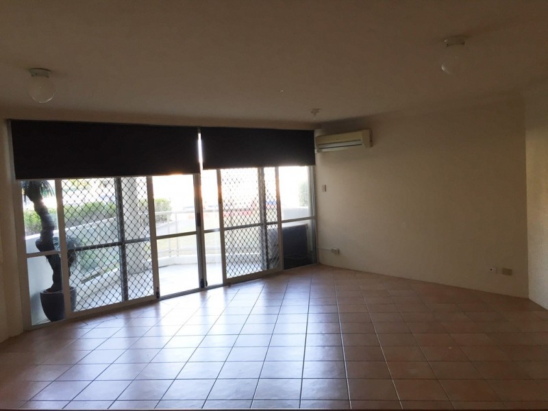 2/33 Old Burleigh Road, Surfers Paradise QLD 4217