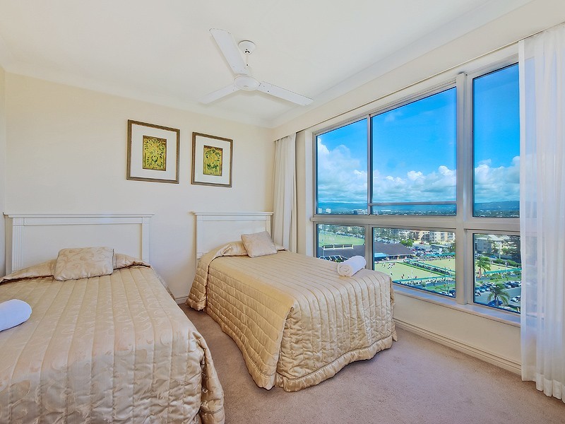 49 ‘Oceana on Broadbeach’ 100 Old Burleigh Road, Broadbeach QLD 4218