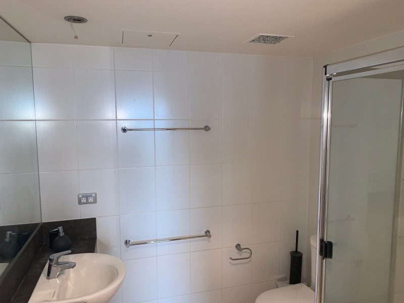 1807/2685 ”Broadbeach on the park” GC Highway, Broadbeach QLD 4218