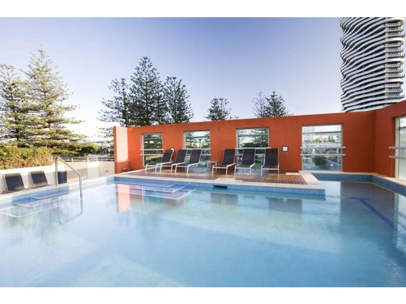 1807/2685 ”Broadbeach on the park” GC Highway, Broadbeach QLD 4218