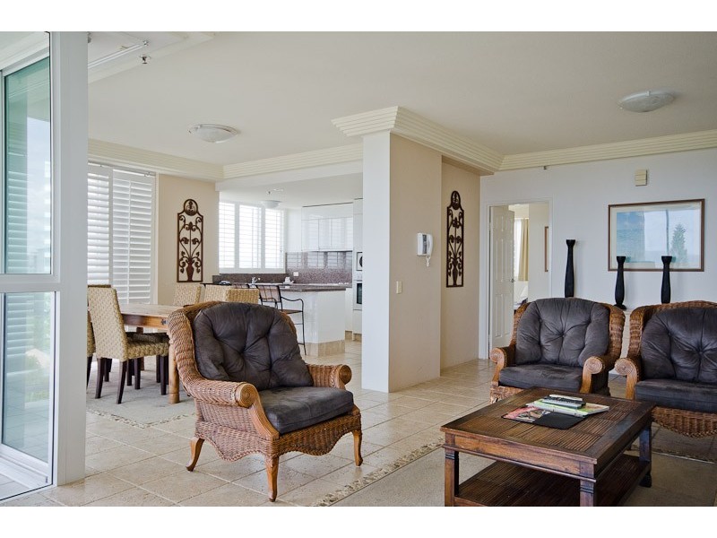 27 (6A) ‘Carmel by the Sea’ 177 Old Burleigh Road, Broadbeach QLD 4218