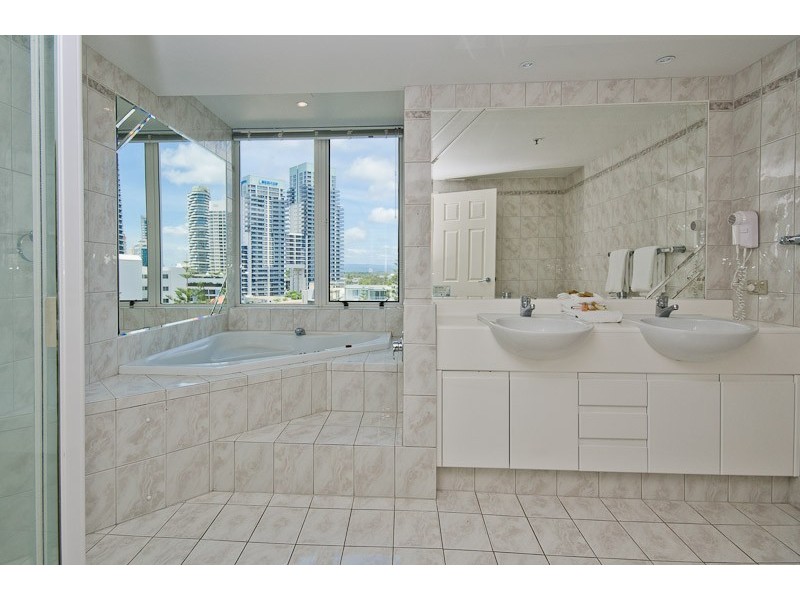 27 (6A) ‘Carmel by the Sea’ 177 Old Burleigh Road, Broadbeach QLD 4218