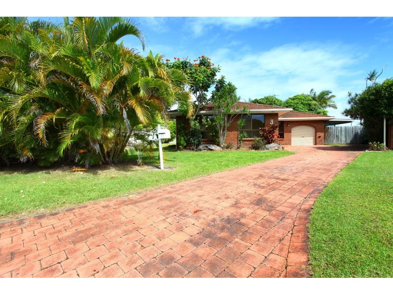 3 Hokitika Street, Broadbeach Waters QLD 4218