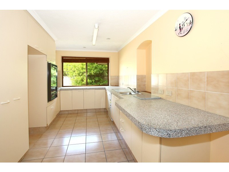 3 Hokitika Street, Broadbeach Waters QLD 4218