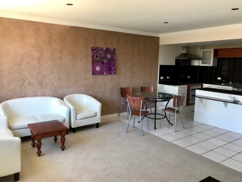 15/21 Armrick Avenue, Broadbeach QLD 4218