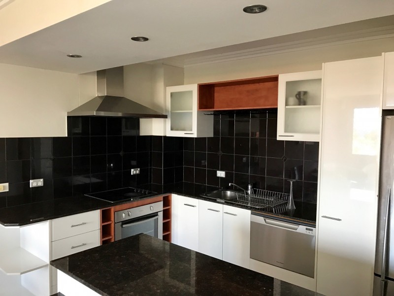 15/21 Armrick Avenue, Broadbeach QLD 4218