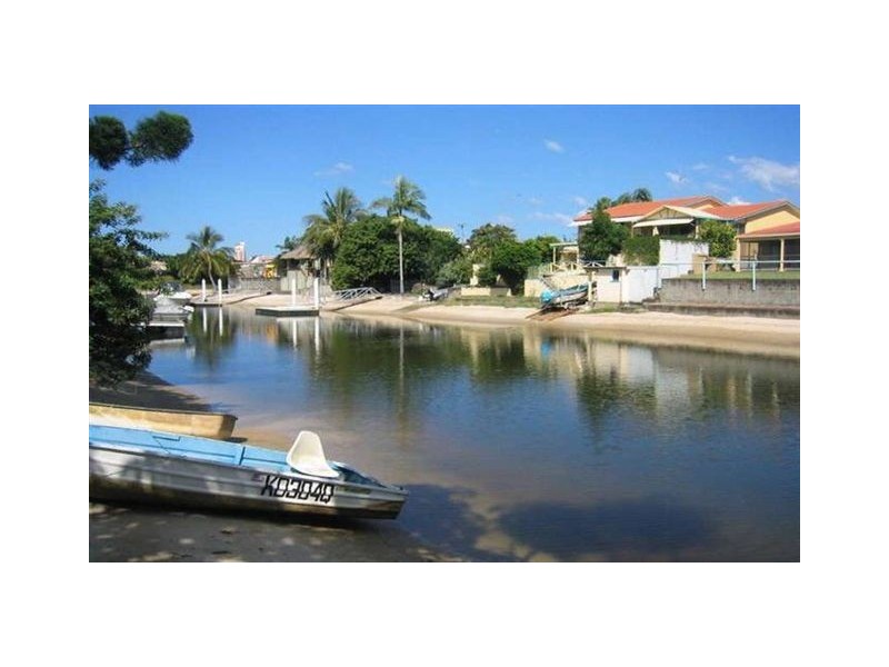 154 Monaco Street, Broadbeach Waters QLD 4218