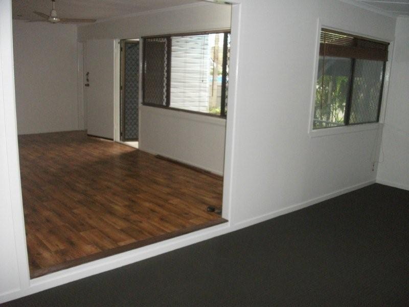 154 Monaco Street, Broadbeach Waters QLD 4218