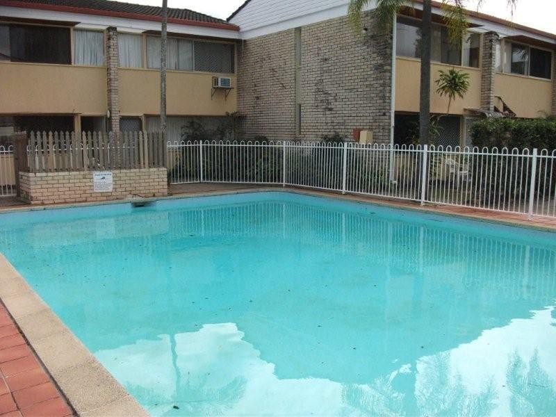 11/6 Stanhill Drive, Chevron Island QLD 4217