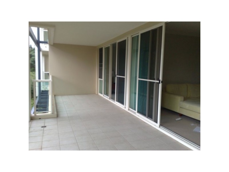 4112 Archer Hill, Benowa QLD 4217