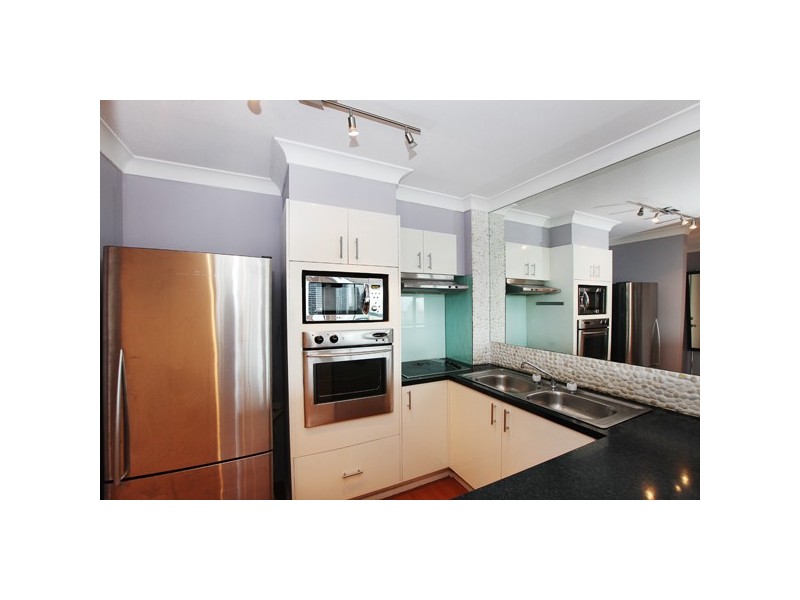 1508 ‘Surfers Plaza Resort’ 70 Rememberance Drive, Surfers Paradise QLD 4217