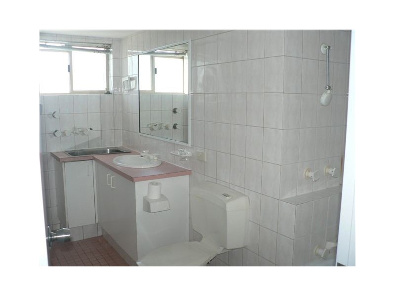 8/10 Dudley Street, Mermaid Beach QLD 4218