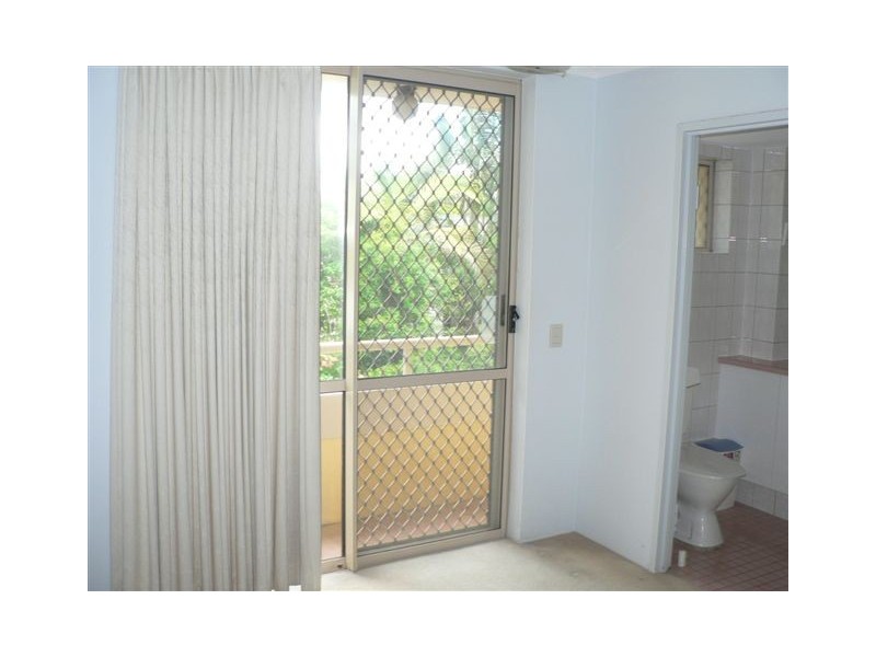 8/10 Dudley Street, Mermaid Beach QLD 4218