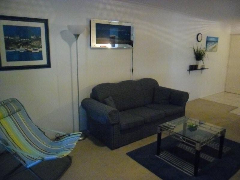 1/189 Surf Parade, Broadbeach QLD 4218