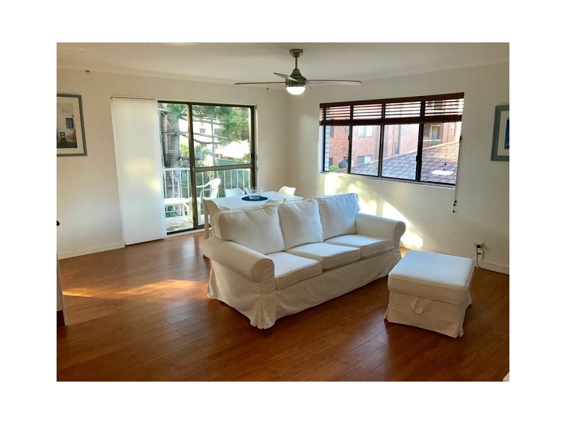 6/33 Chelsea Avenue, Broadbeach QLD 4218