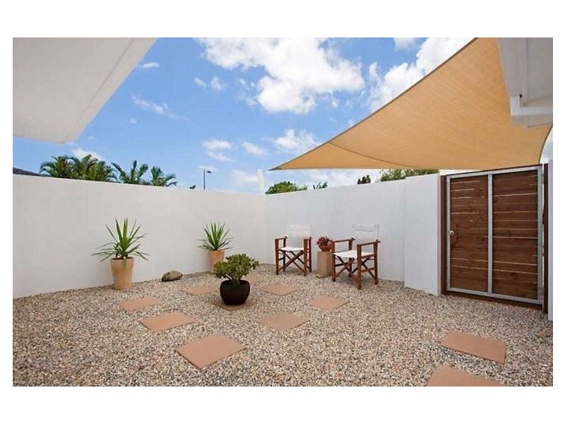 65 Southlake Drive, Varsity Lakes QLD 4227