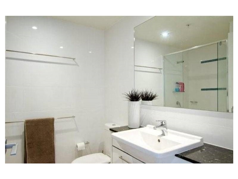 2003/22 Surf Pde, Sierra Grand, Broadbeach QLD 4218