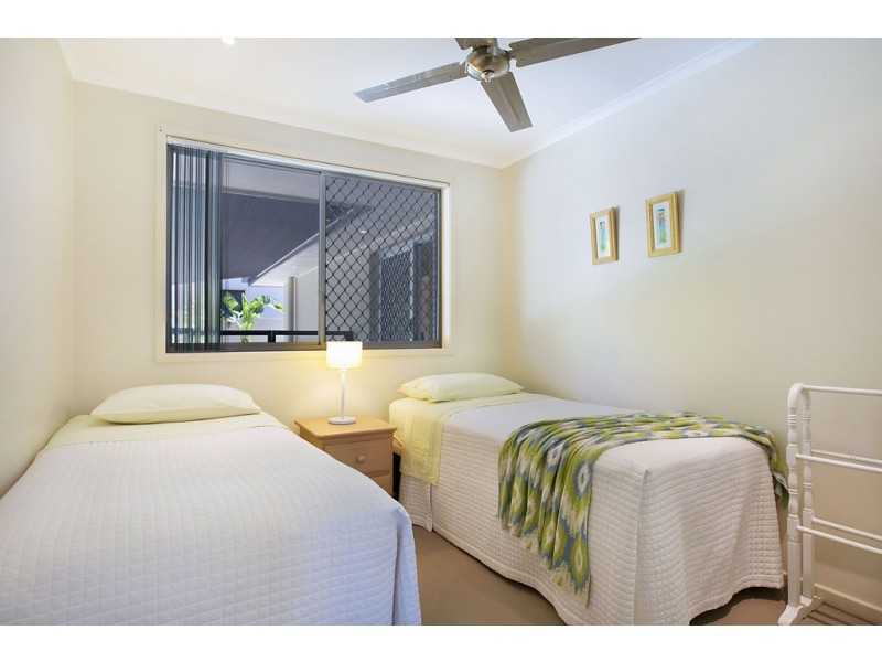 113 Monaco Street, Broadbeach Waters QLD 4218